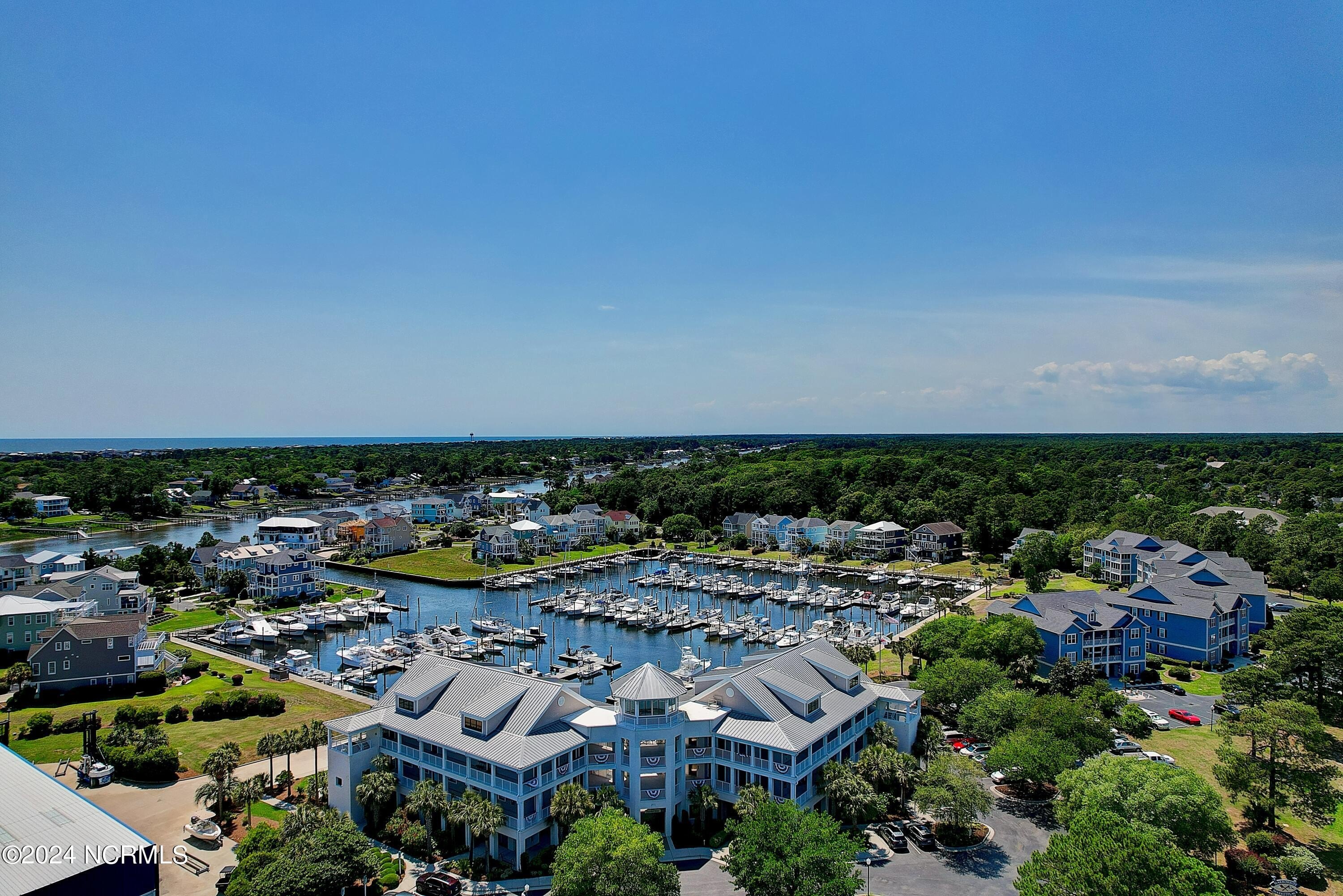 2571 st james dr #305
                                ,Unit 305, southport,  NC 28461