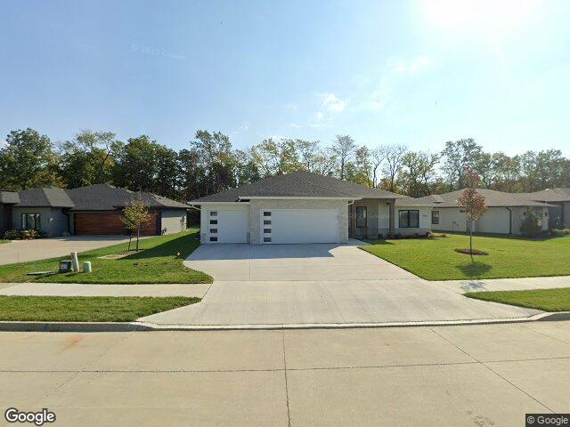 1050 shore acres loop, columbia,  MO 65201