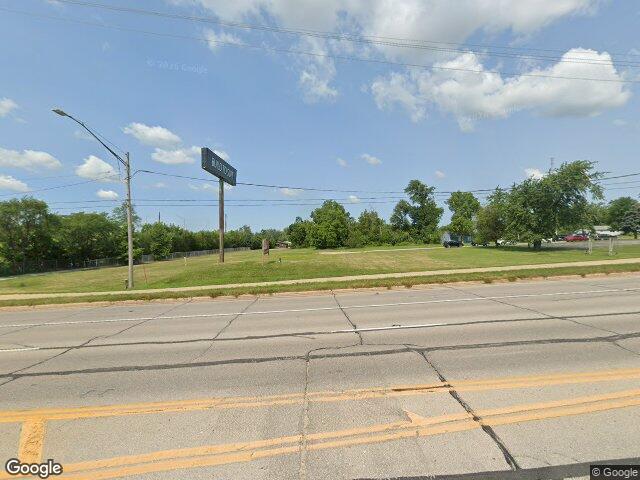 5015 center point rd ne, cedar rapids,  IA 52402