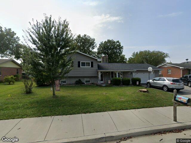 210 pleasant ridge rd, fairview heights,  IL 62208