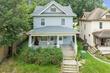 909 w 1st st, waterloo,  IA 50701