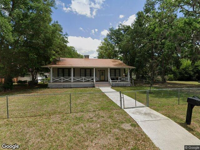 263 ne 1st st, webster,  FL 33597