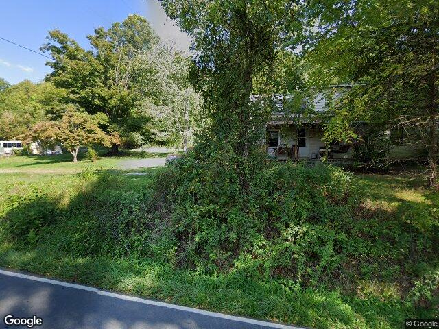 2827 max creek rd, hiwassee,  VA 24347