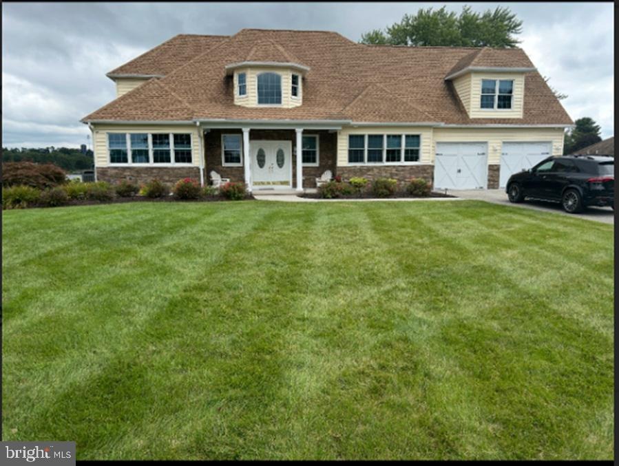 11 custer dr, east berlin,  PA 17316