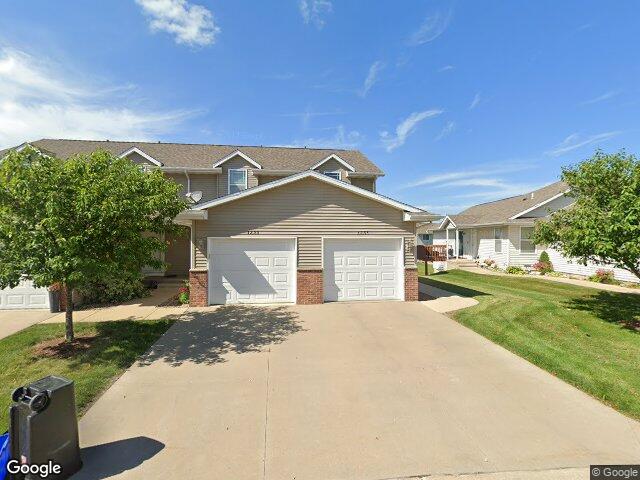 3253 prairie bend cir, marion,  IA 52302