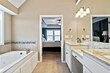 6281 n whitetail way, kansas city,  MO 64152