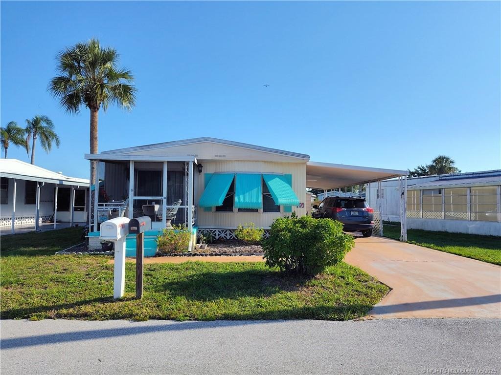 195 se trafalgar ter, stuart,  FL 34994