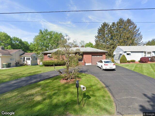 11 frederick rd, binghamton,  NY 13901