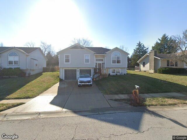 15 ne 113th st, kansas city,  MO 64155