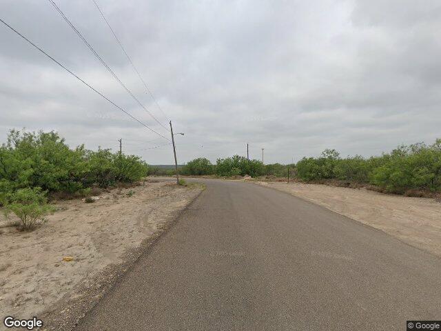 32 borjon dr, eagle pass,  TX 78852