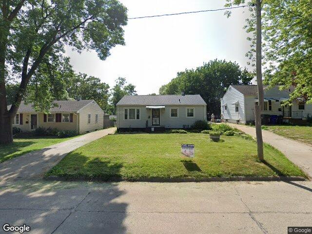 639 32nd st se, cedar rapids,  IA 52403