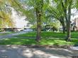 711 reeves dr, grand forks,  ND 58201