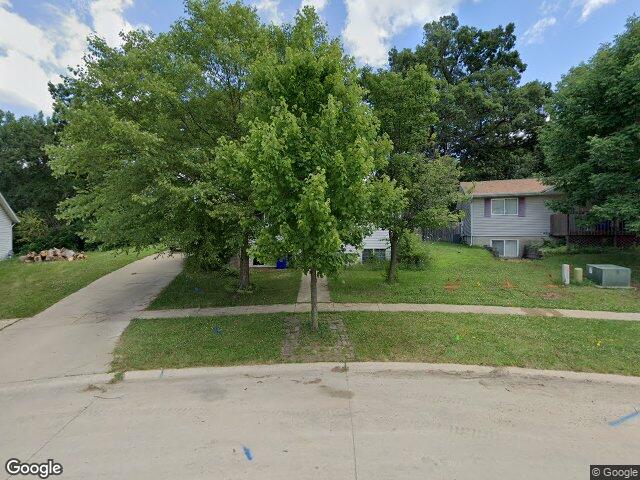1828 americus dr se, cedar rapids,  IA 52403