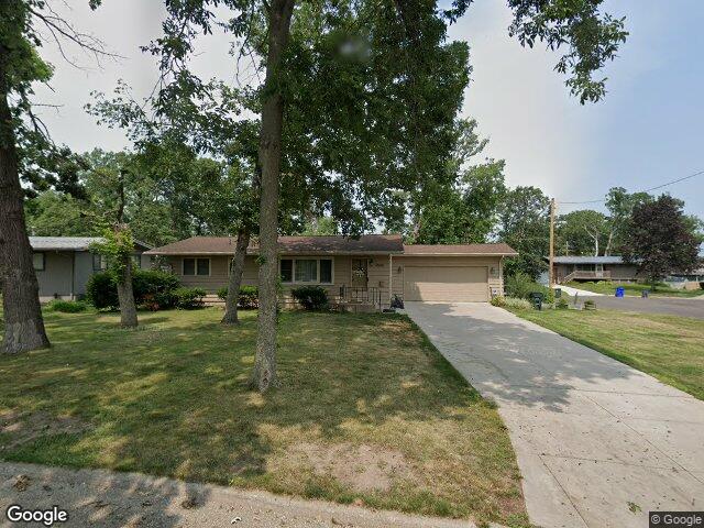 4524 fairlane dr ne, cedar rapids,  IA 52402