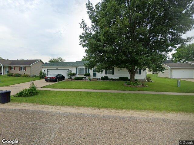 607 1st ave, springville,  IA 52336