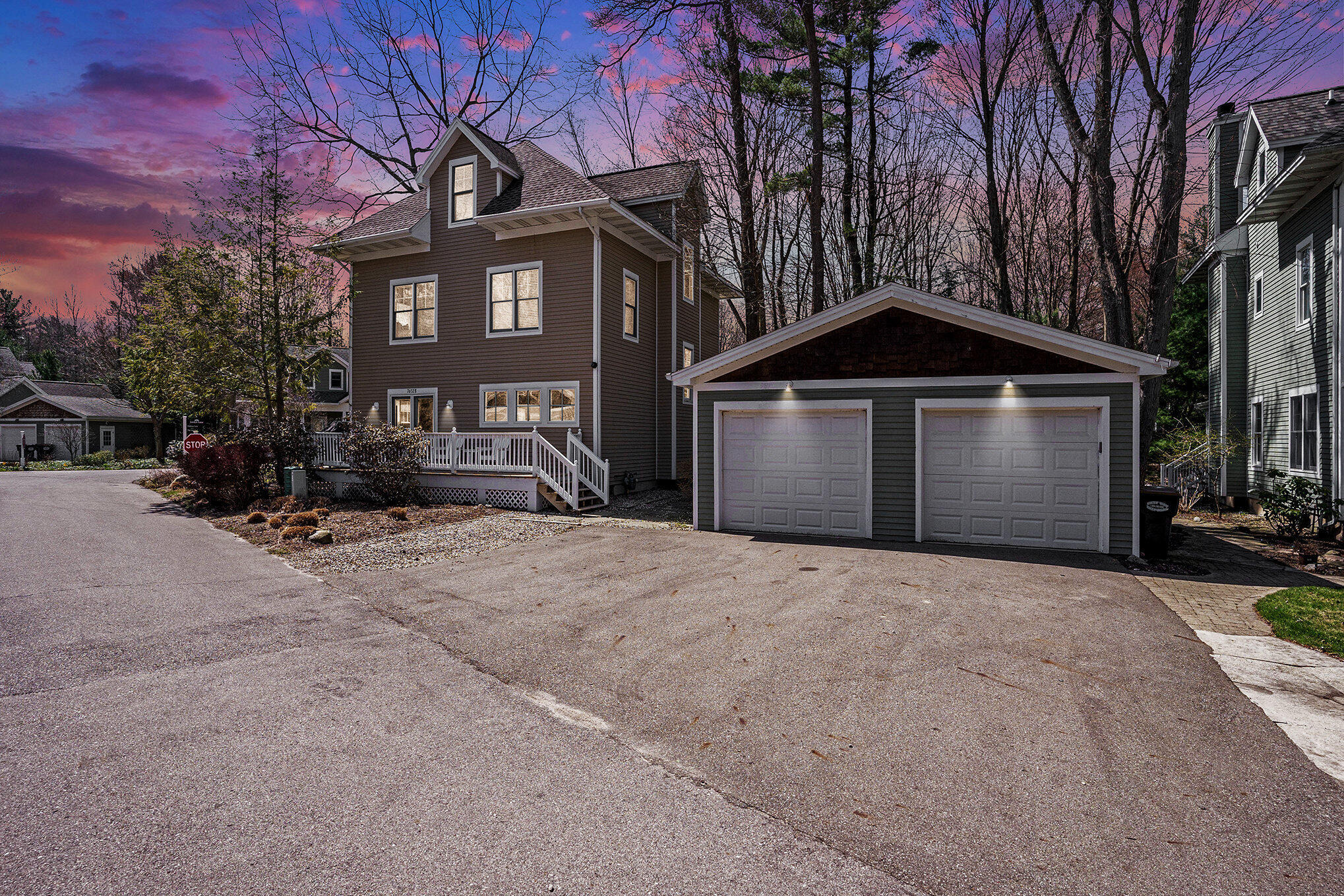 76328 haven dr, south haven,  MI 49090