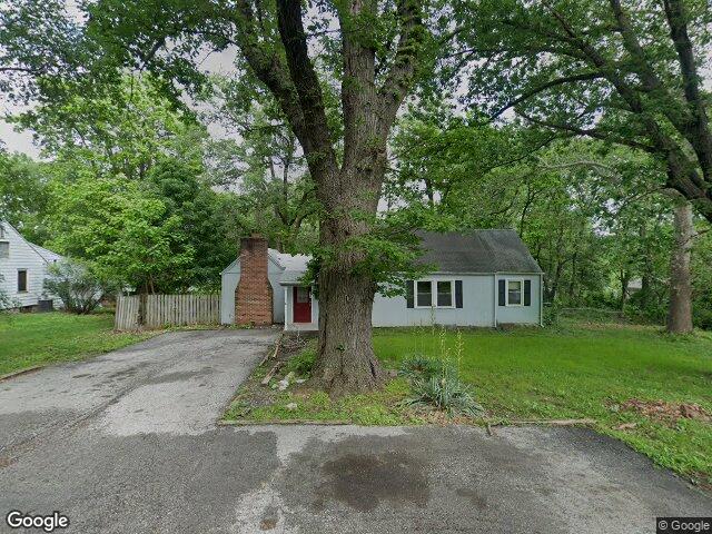 5813 harvard ave, raytown,  MO 64133