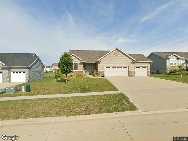 812 bowhunter dr, marion,  IA 52302
