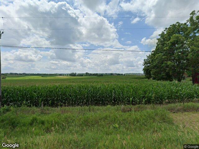 3351 eagle view court, robins,  IA 52328