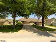 8409 westridge rd, raytown,  MO 64138