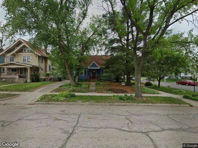 1801 blake blvd se, cedar rapids,  IA 52403