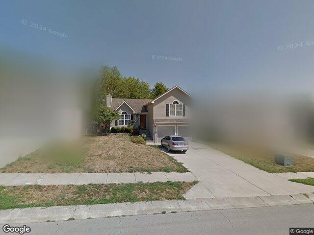 8816 ne 73rd ter, kansas city,  MO 64158