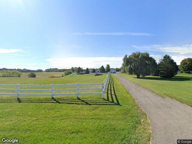 38347 co rd 374, paw paw,  MI 49079