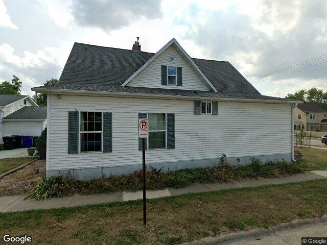 512 memorial dr se, cedar rapids,  IA 52403