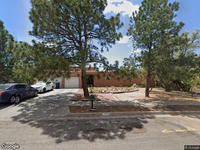 2575 calle delfino, santa fe,  NM 87505