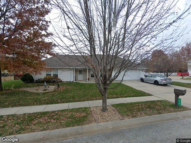 314 lakeview dr, smithville,  MO 64089