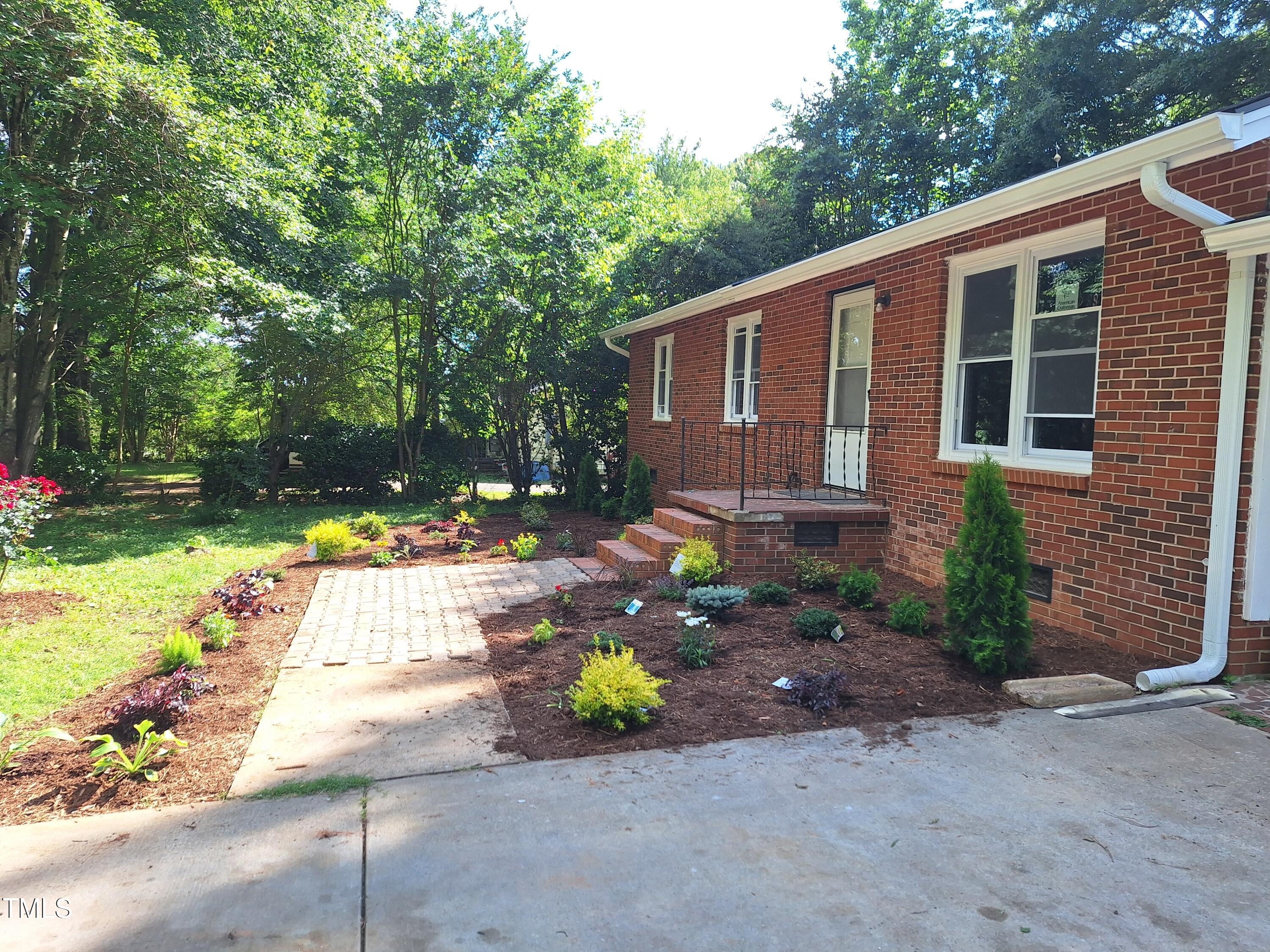 2085 enon rd, oxford,  NC 27565
