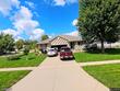 320 shannon dr, robins,  IA 52328