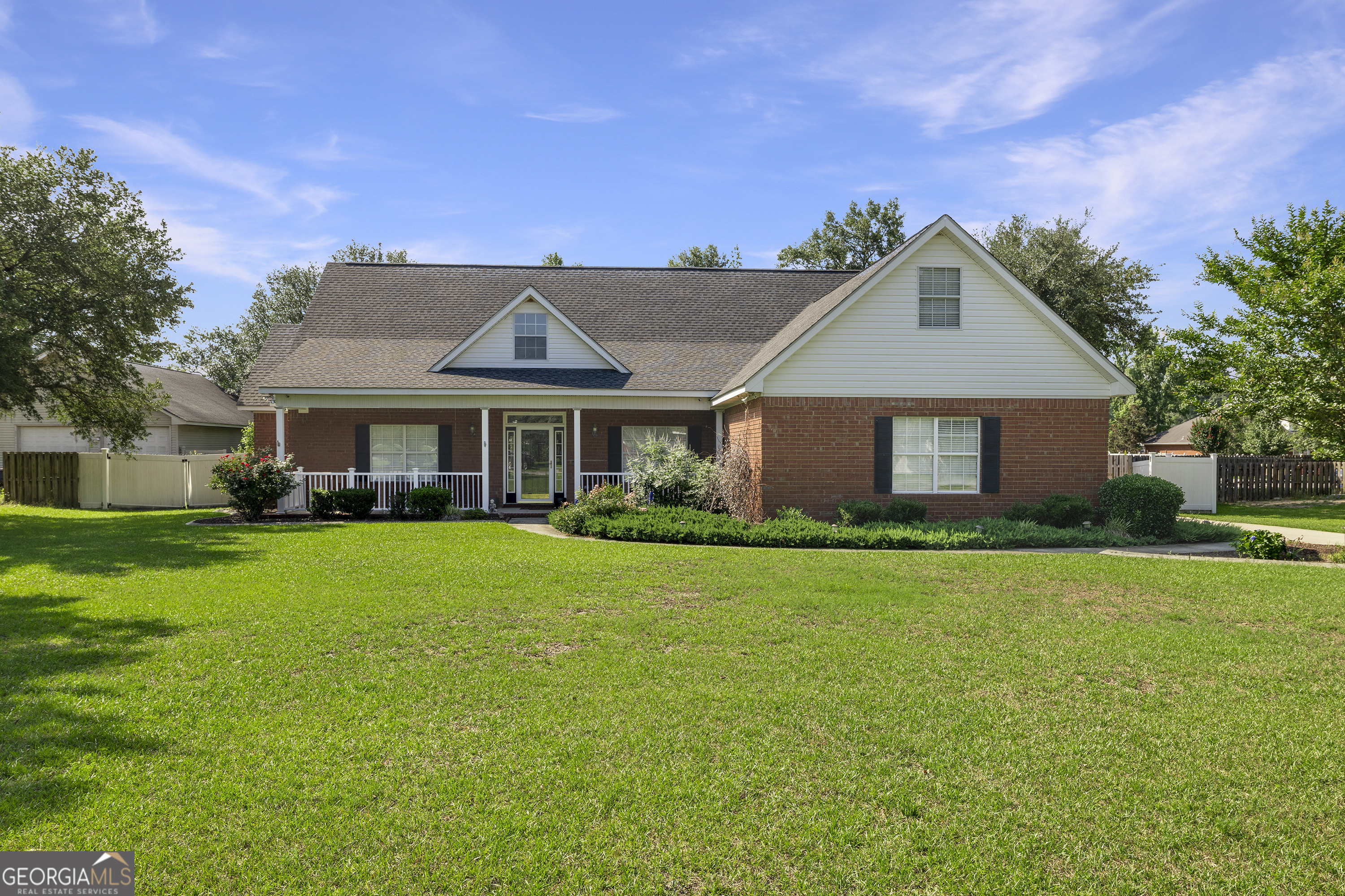 209 saint james walk, guyton,  GA 31312