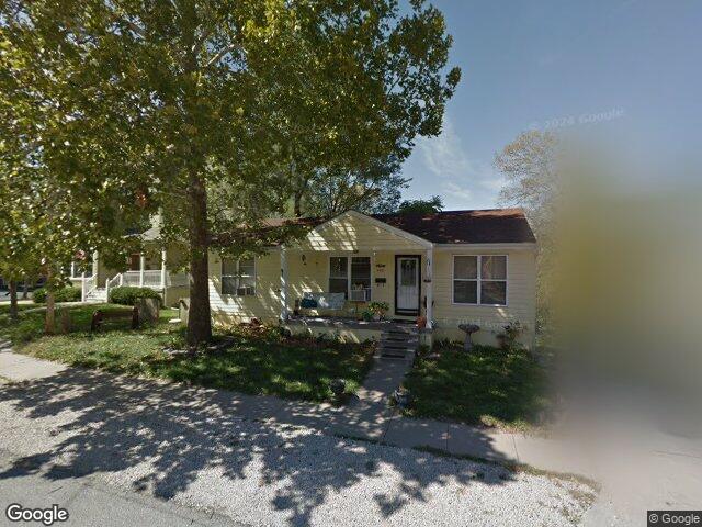 408 n water st, liberty,  MO 64068