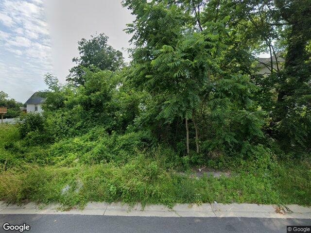 2219 roslyn ave, baltimore,  MD 21216