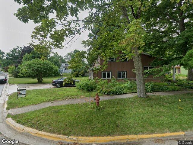 748 green st, south haven,  MI 49090