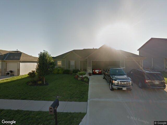 802 nw green dr, grain valley,  MO 64029