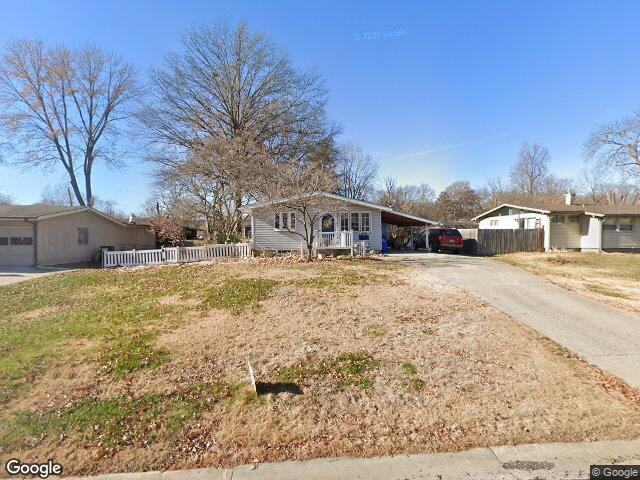 5902 n garfield ave, kansas city,  MO 64118