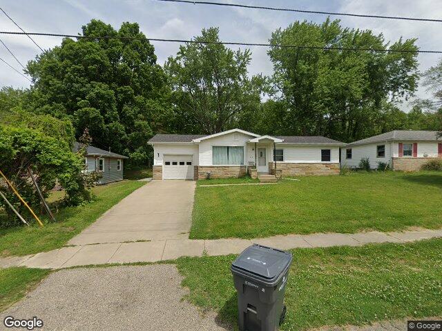 115 paras hill dr, hartford,  MI 49057