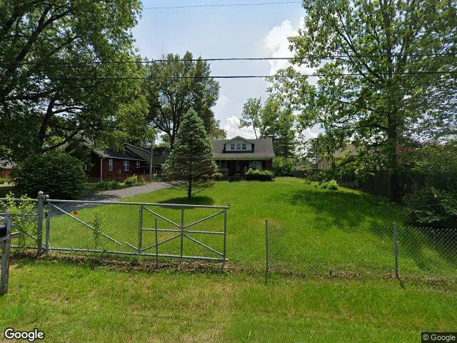 40 maple dr, belleville,  IL 62220