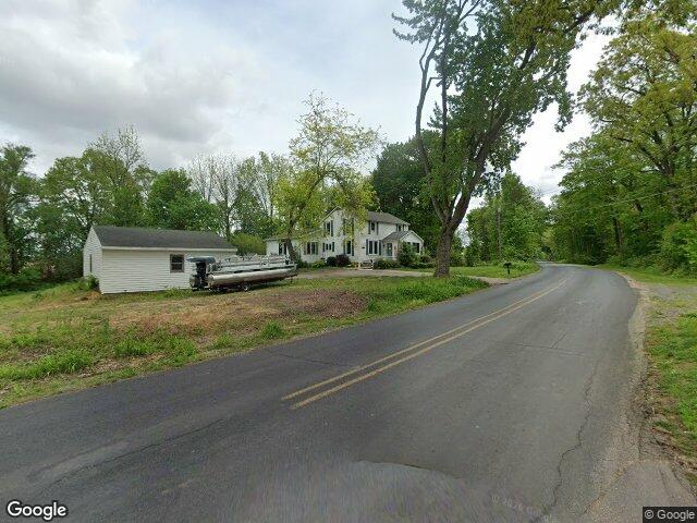 33104 92nd ave, lawton,  MI 49065