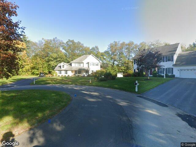 9 oakline ct, schenectady,  NY 12309