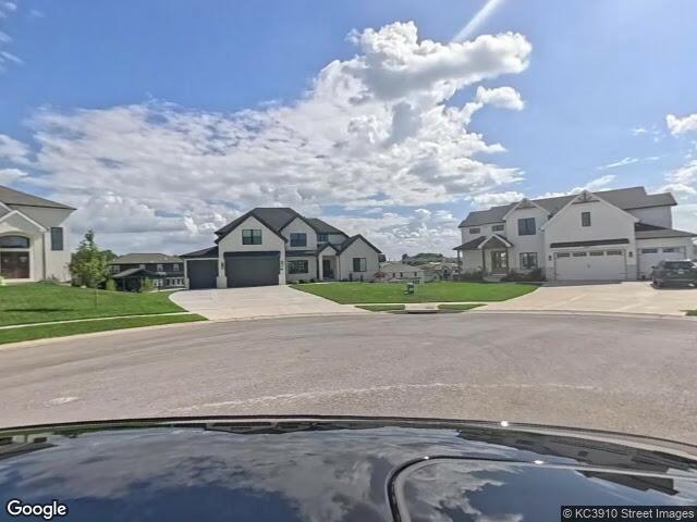 13613 clover court, kearney,  MO 64060