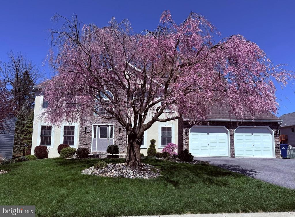 3202 nash rd, reading,  PA 19608