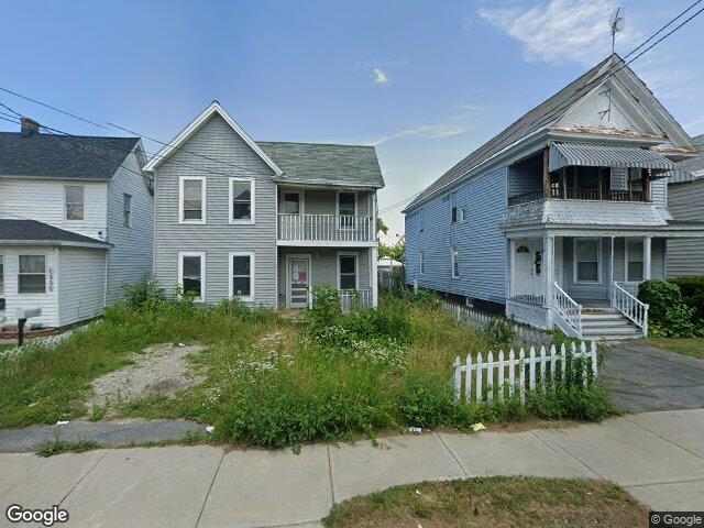 1320 4th ave, schenectady,  NY 12345