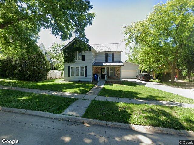 309 2nd ave nw, mount vernon,  IA 52314