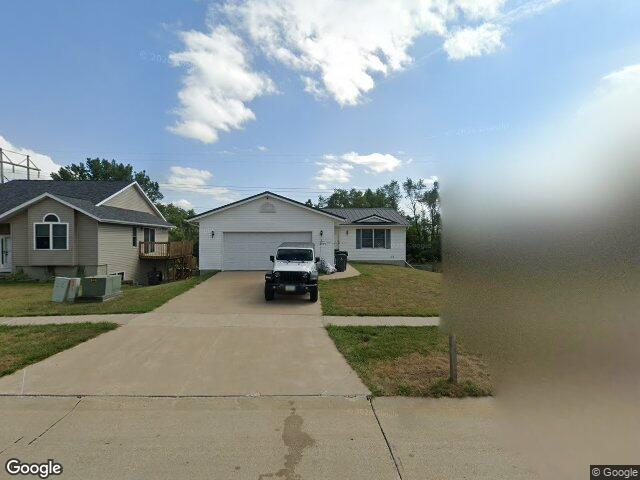 2919 38th ave sw, cedar rapids,  IA 52404