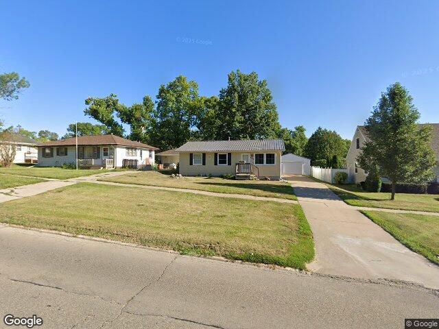 540 w 8th ave, marion,  IA 52302
