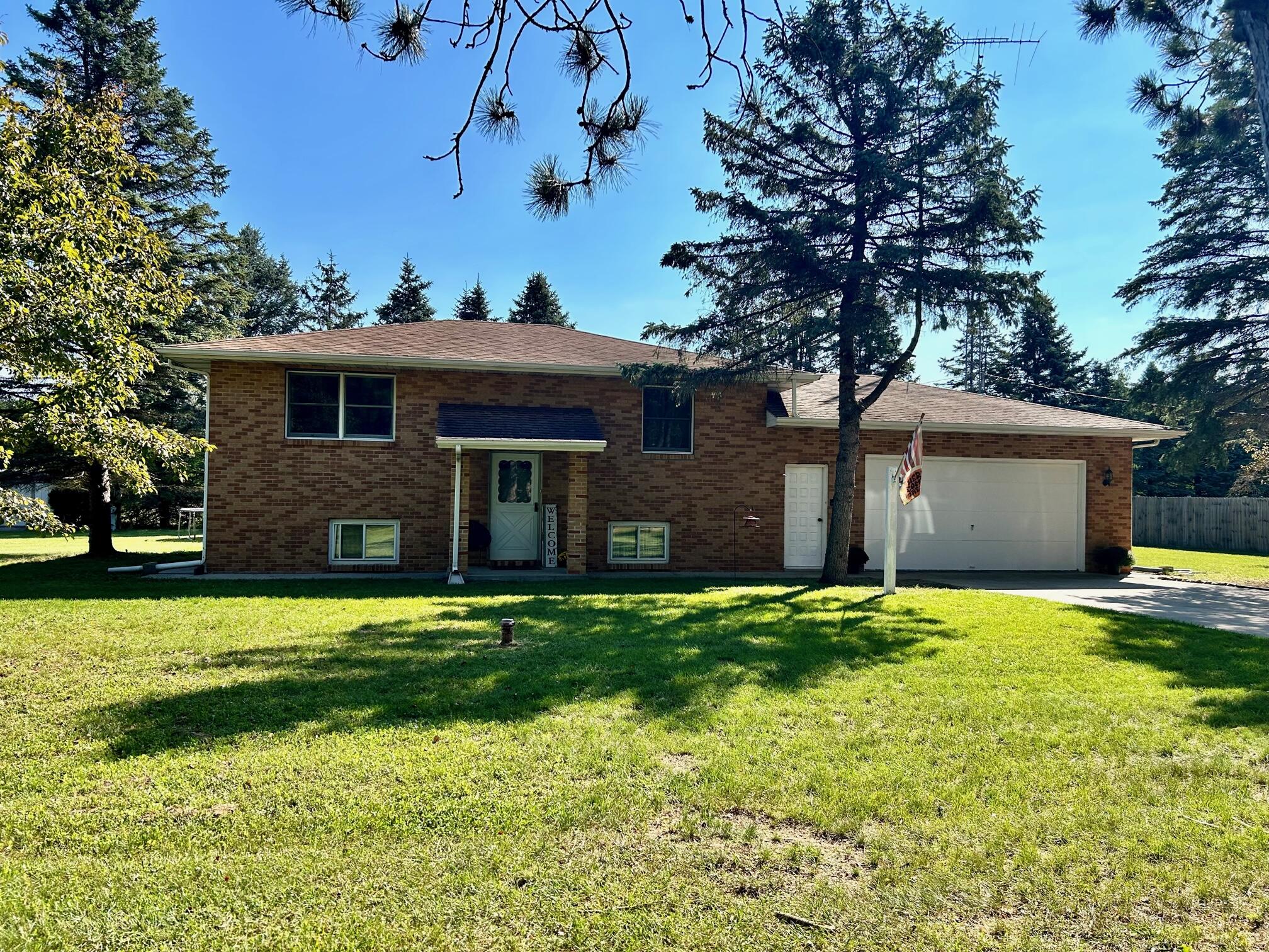 27225 60th ave, mattawan,  MI 49071