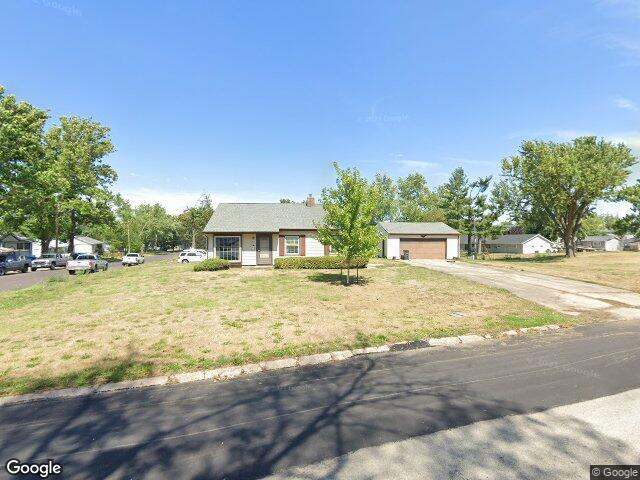 72 oklahoma ave sw, cedar rapids,  IA 52404